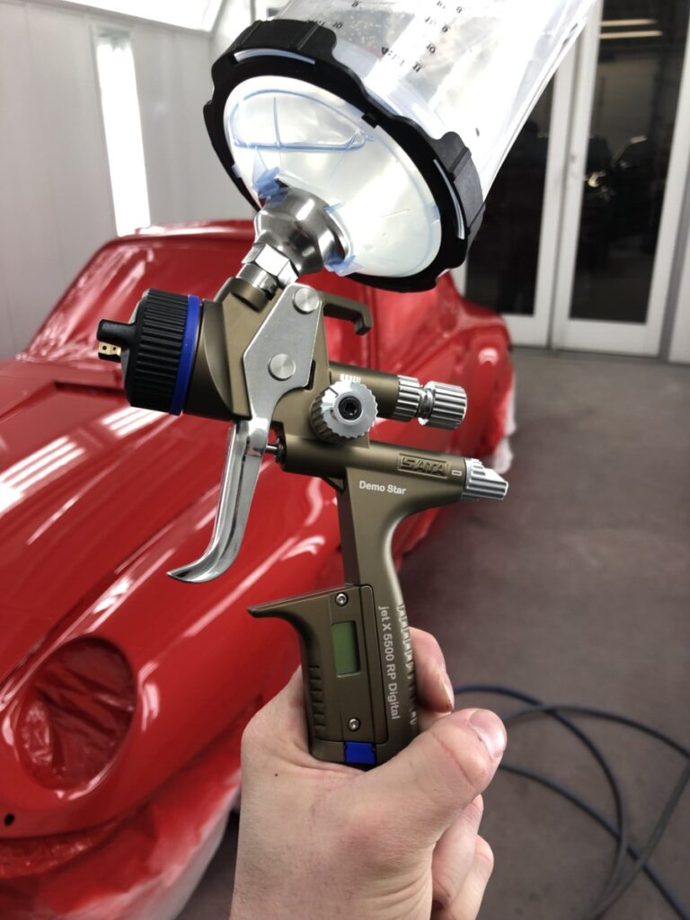 Sata 5500 RP vs Iwata WS400